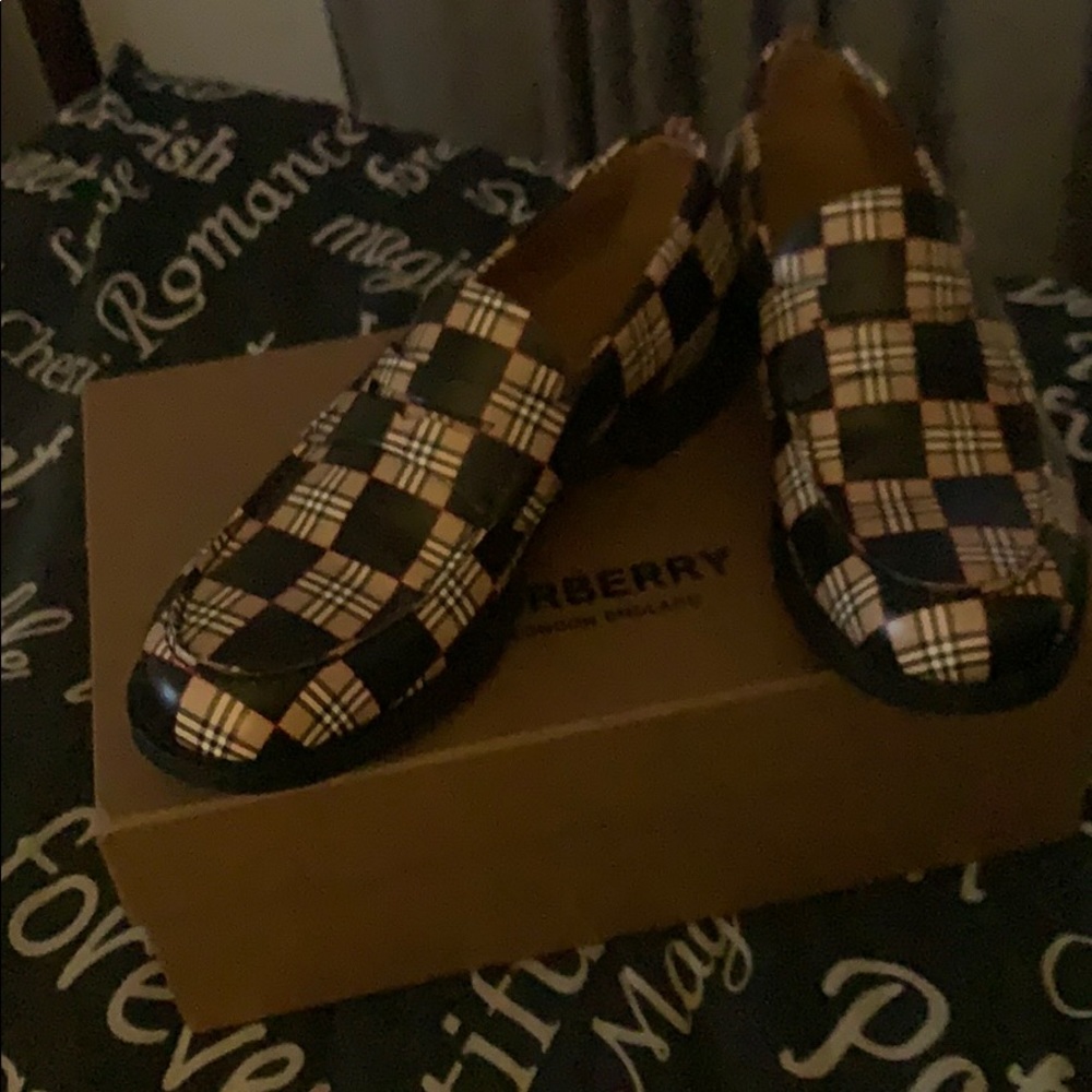 Burberry loafers